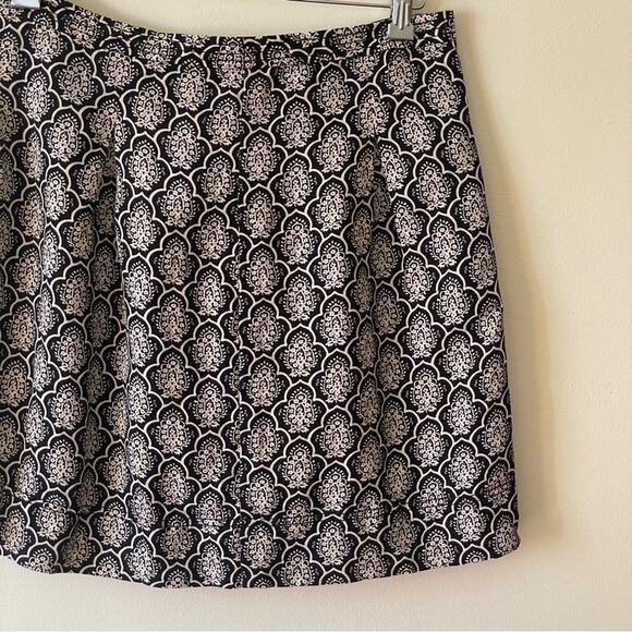 LOFT 6 mini skirt black white business casual floral professional work wear - Picture 3 of 8
